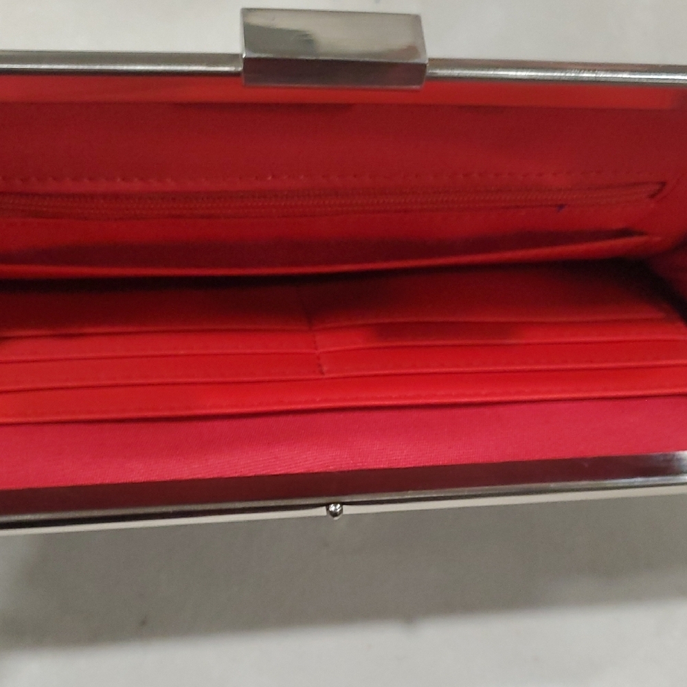 HOBO Black Leather Clutch with Silver Frame - Picture 5 of 8
